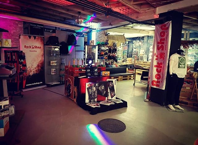 Samstag, 23.04. Eröffnung von dem neuen PopUp-Store von Rock Shop | Musikinstrumente ..