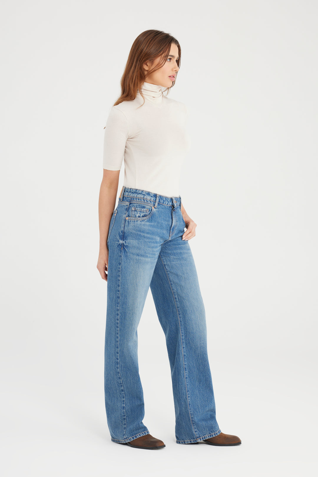 ELODIE Straight Mid Waist Fit - medium blue