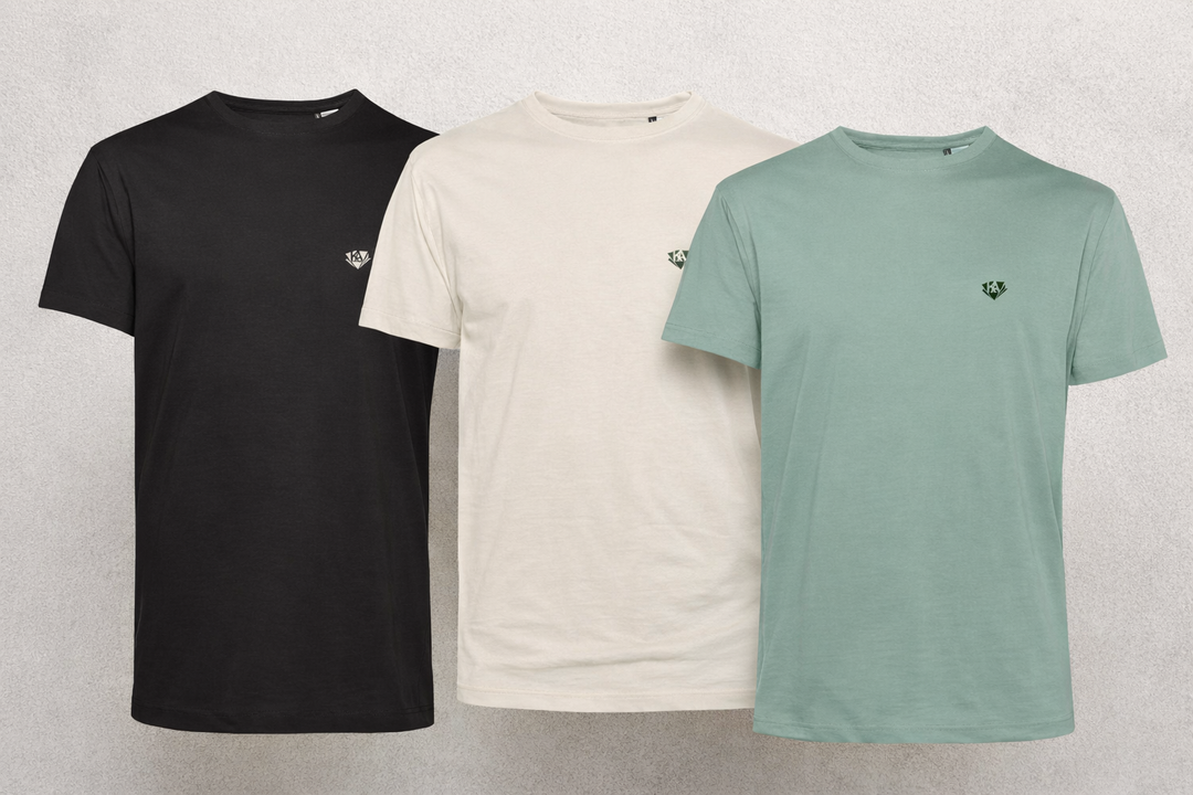 KA UNiKAT Limited Unisex Essential T-Shirt aus Bio-Baumwolle in verschiedenen Farben