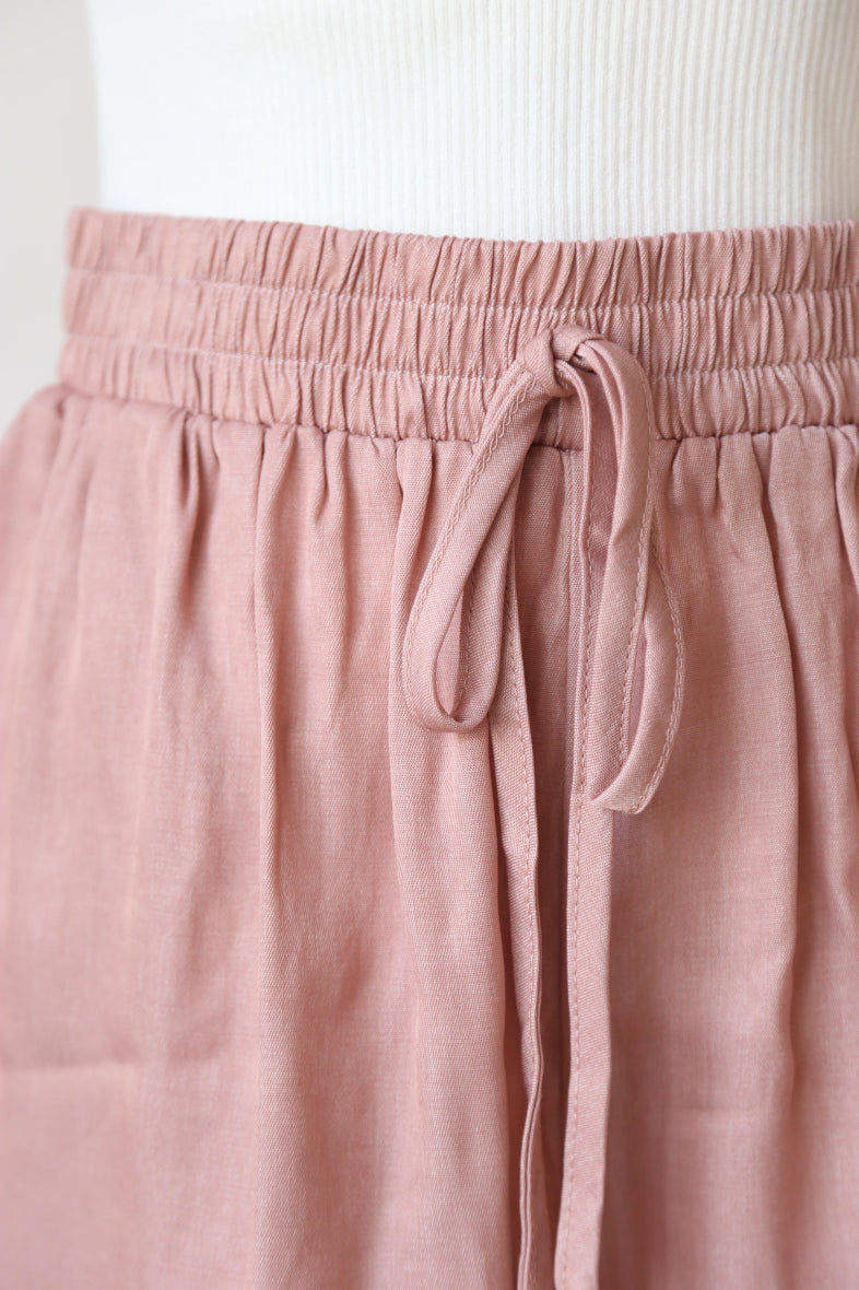 High Waist Shorts mit Rüschen